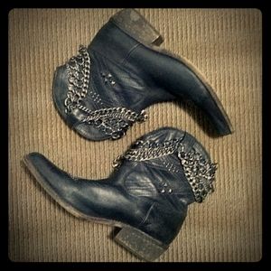 Zigi NY leather ankle biker boots